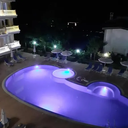 Perla Del Mar Lozenets