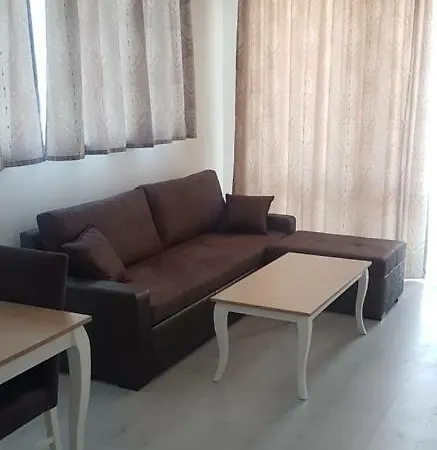 Perla Del Mar Aparthotel 4*