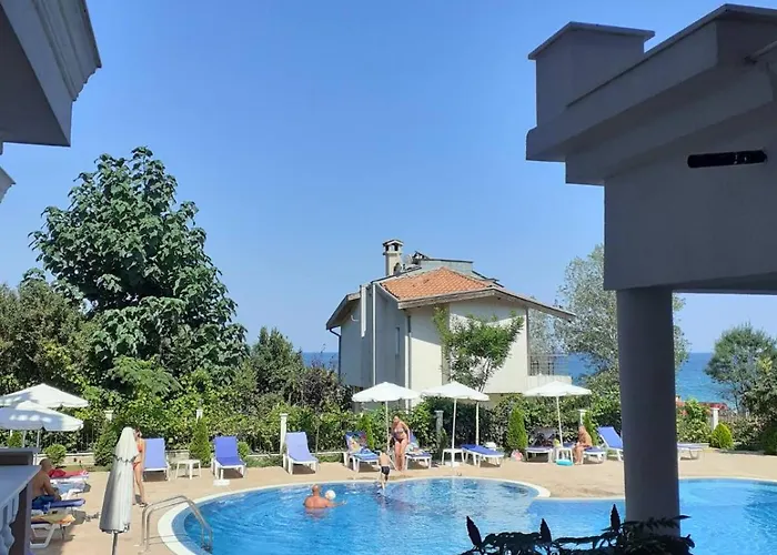 Aparthotel Perla Del Mar